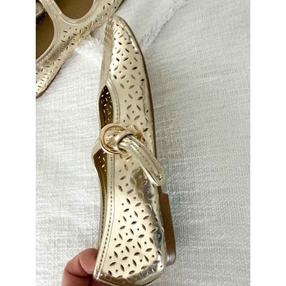 Crewcuts Factory | NWOT Girls Metallic Perforated Mary Janes Gold | Sz K4